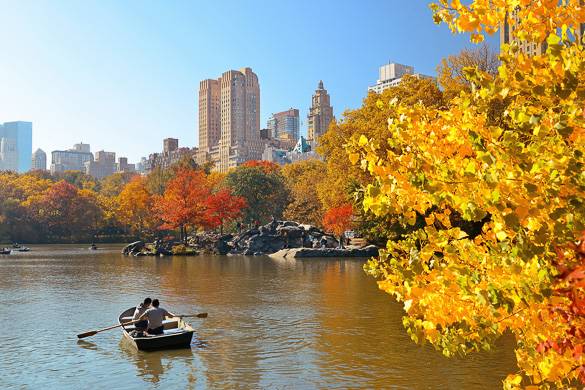 Астрологична прогноза за 04.10.2026 г. - Неделя best things nyc autumn boat lake fall foliage central park